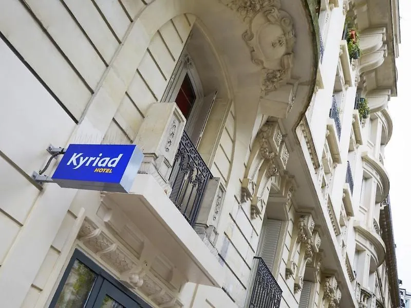 Kyriad Paris 18 - Porte De Clignancourt - Montmartre Hotel 3*,  Frankrig