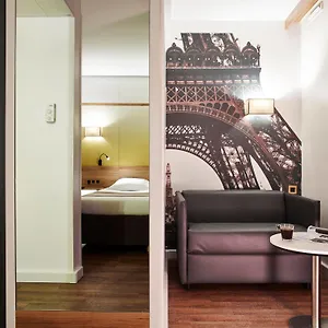 Median Porte De Versailles Otel